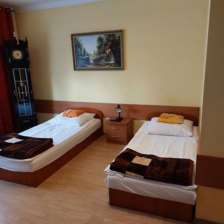 Noclegi-Pokoje goscinne Lublino Esterno foto